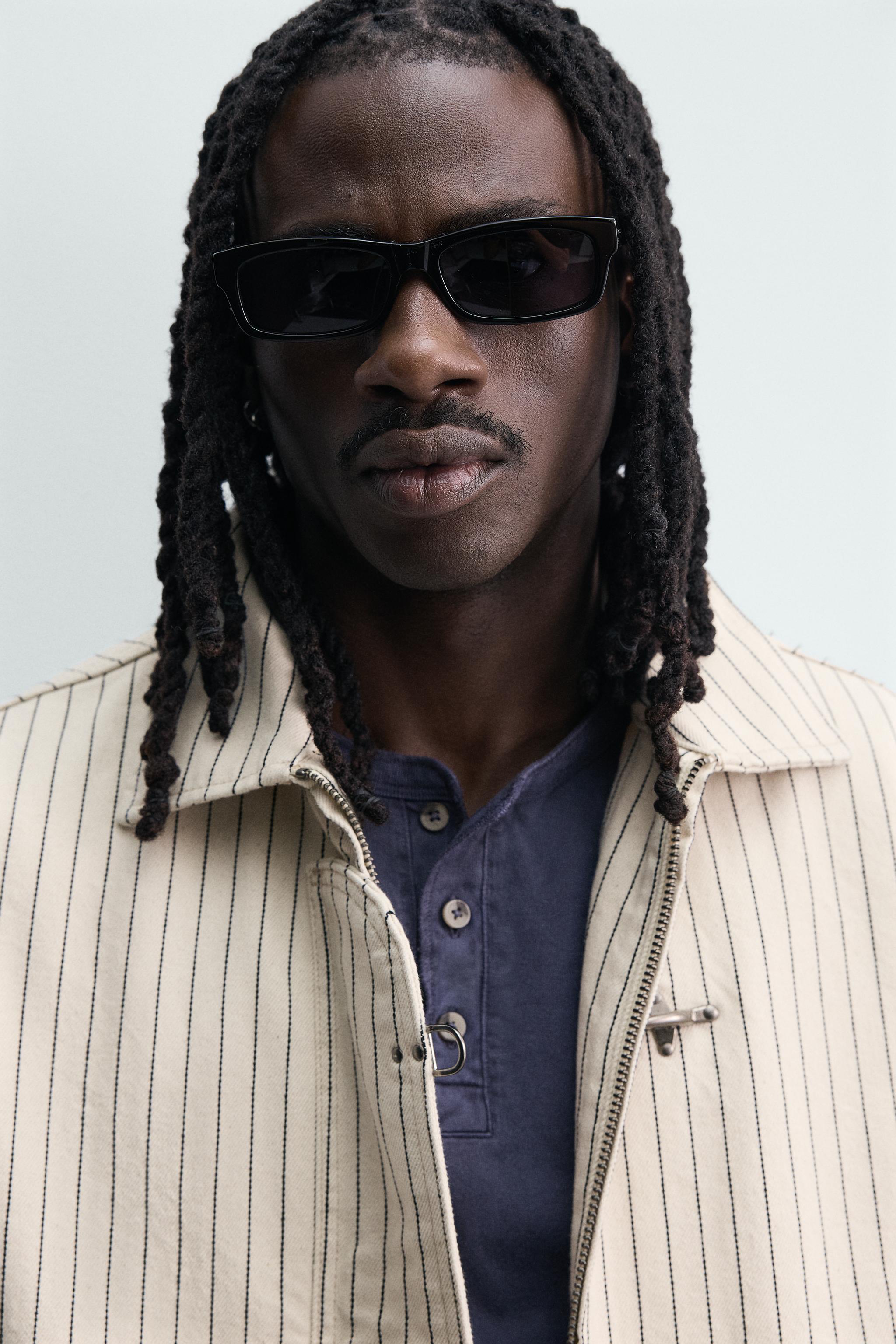 BLOUSON COURT RAYÉ À BRANDEBOURGS